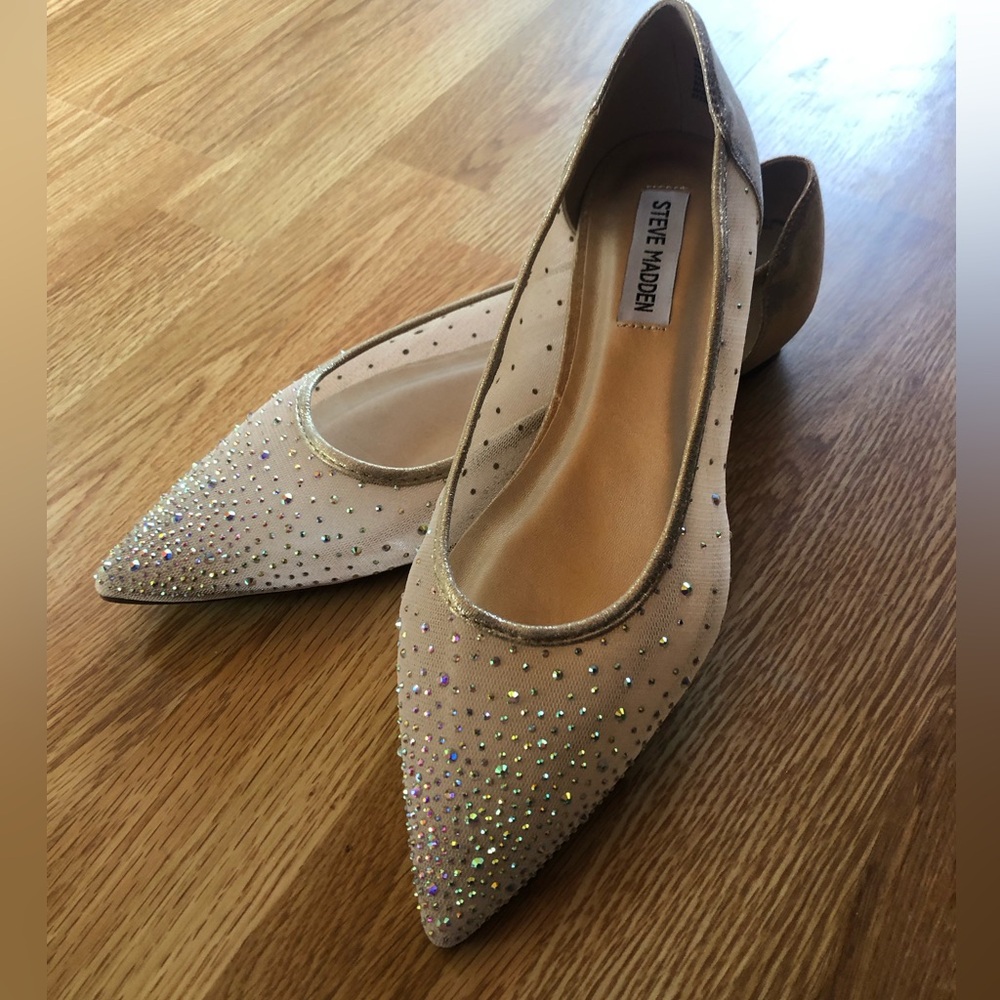 Steve Madden Gold Flats NIB